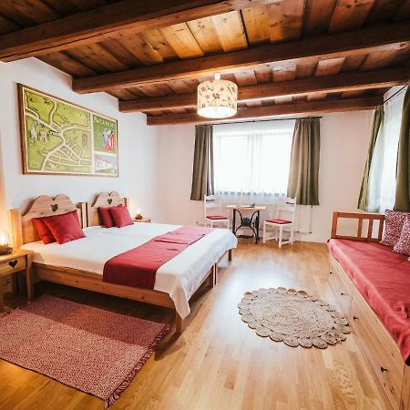 A Mi Kishazunk Vendeghaz Apartment Szomod Bagian luar foto