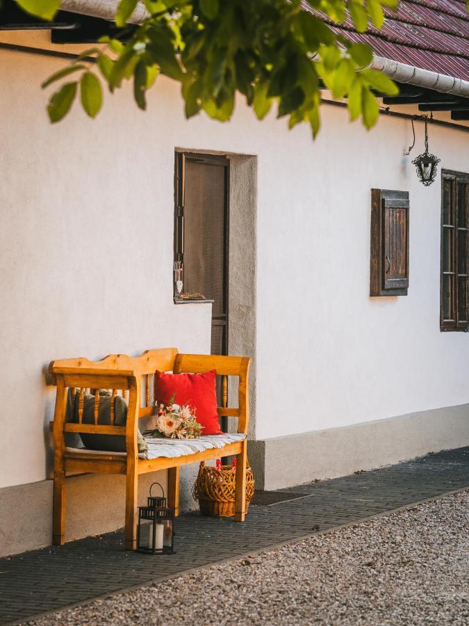 A Mi Kishazunk Vendeghaz Apartment Szomod Bagian luar foto